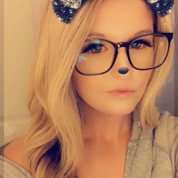 Meet your Posher, Lottie - Picture 11 of 16